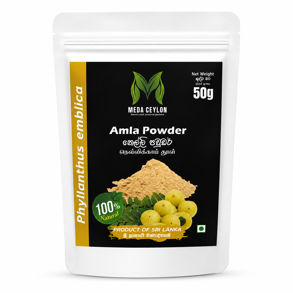 Fine green Alma powder packaged in an eco-friendly pouch for skin and hair care